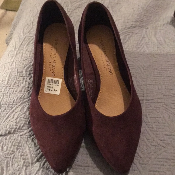 Shoe - Picture 4 of 7